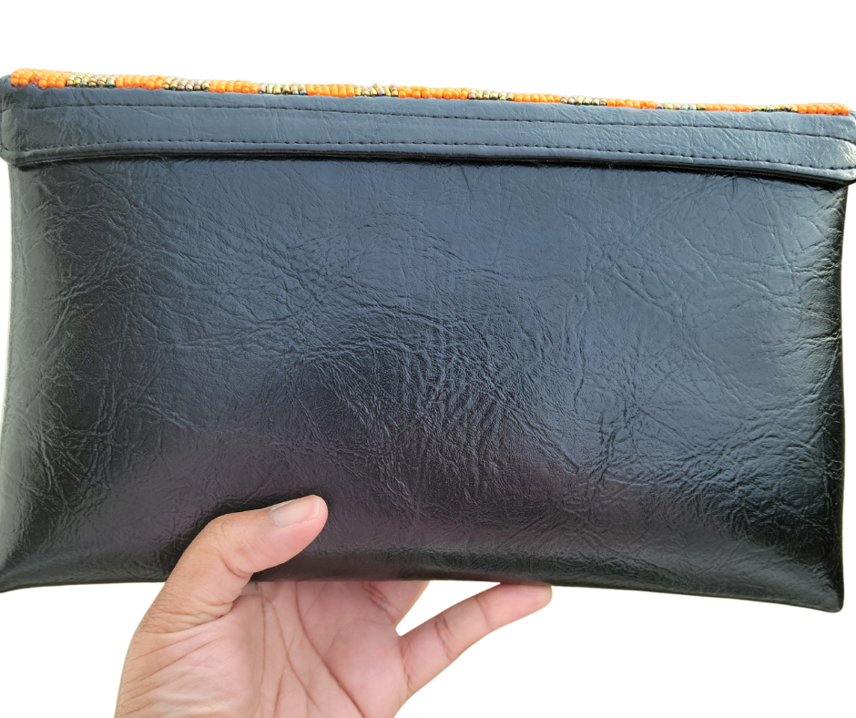 Frannie's Beaded Clutch-D